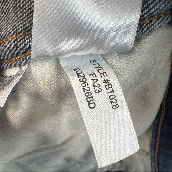 J. Crew Classic Vintage Blue Jeans SZ 27/4 - Picture 6 of 6